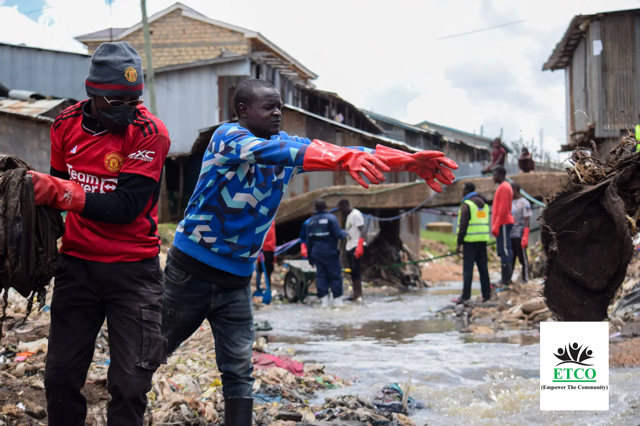 Field report gallery image 3: Sensitization & Clean-Up