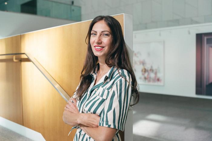 A portrait of Indra Kubicek, CEO of Digital Moment