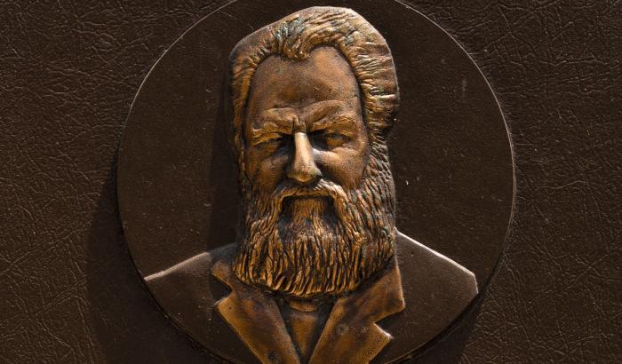Detail of a plaque in Paris, Ontario, marking the site where Alexander Graham Bell received the first successful long-distance telephone transmission from Brantford on August 10, 1876