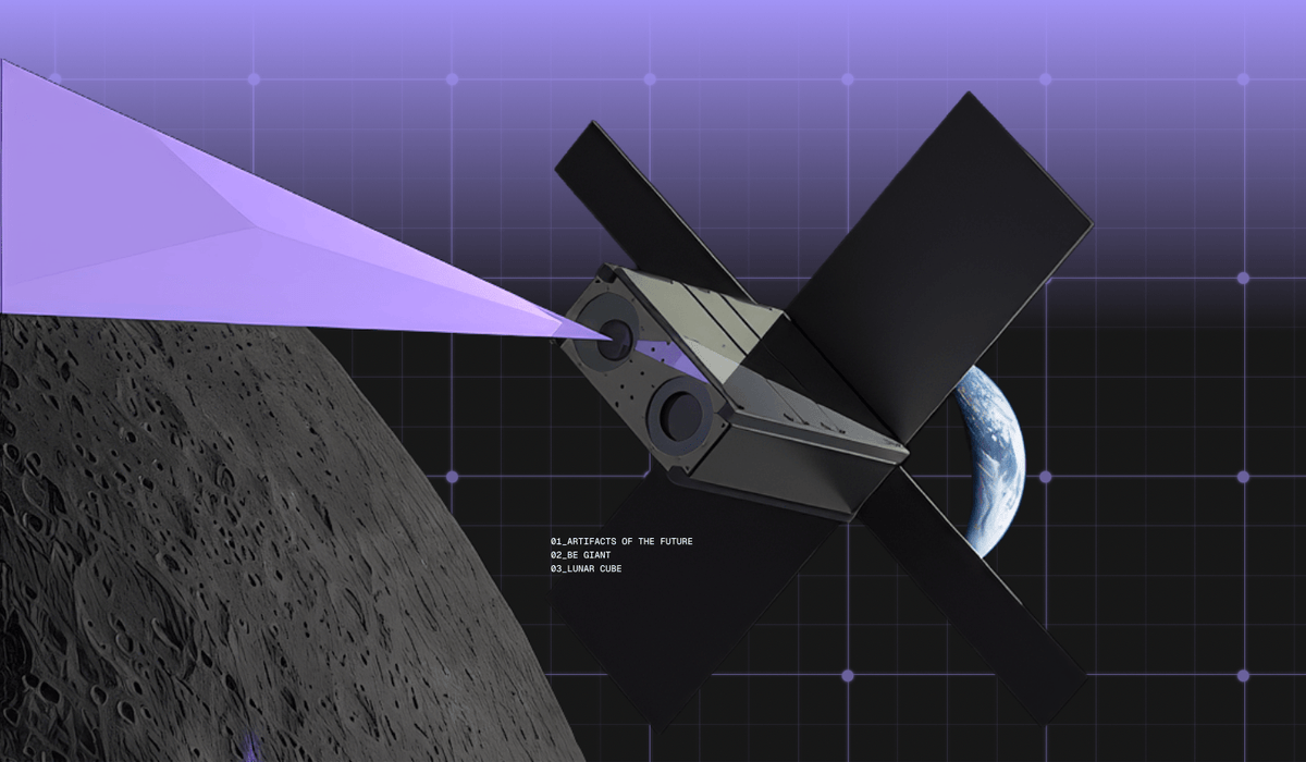 Animated image of Canada’s MAPPER (Multispectral Analysis Prospector and Positional Exploration Relay) orbiting the moon