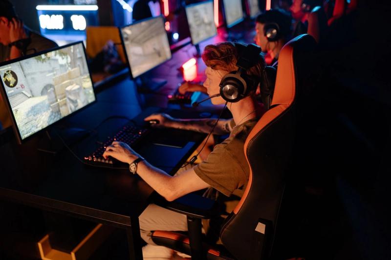 LATAM manda dos equipos al Esports World Cup de Free Fire