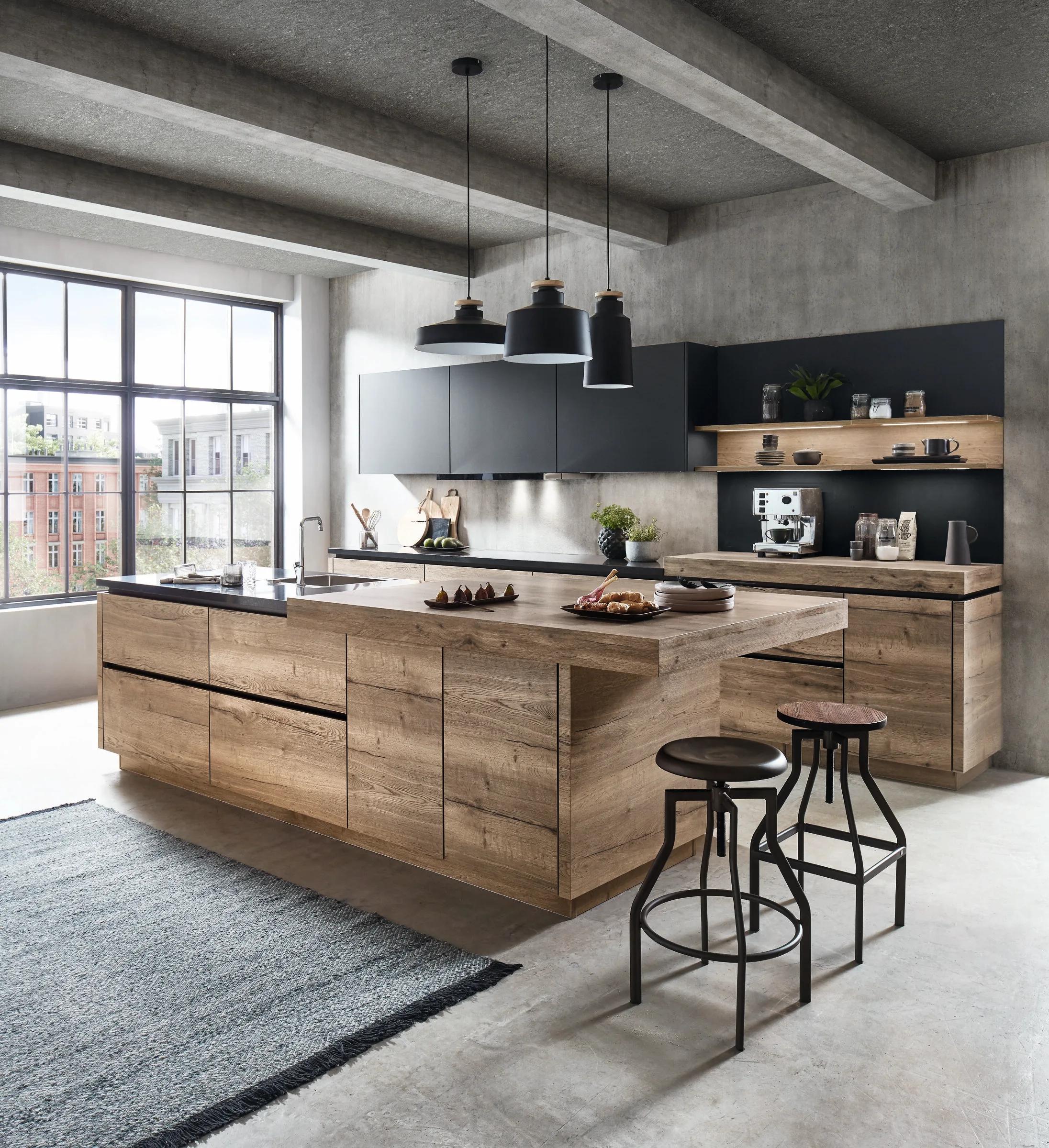 Nobilia Structura 402 industriële loftkeuken met eikenhout eiland en donkerblauwe wandkasten