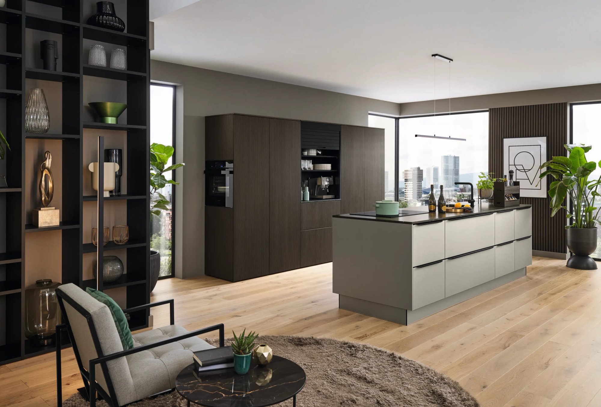 Ballerina Talea 8070 Smart M 4681 keuken met mat olijfgroen eiland, antraciet houtdecor kastenwand en stadsuitzicht