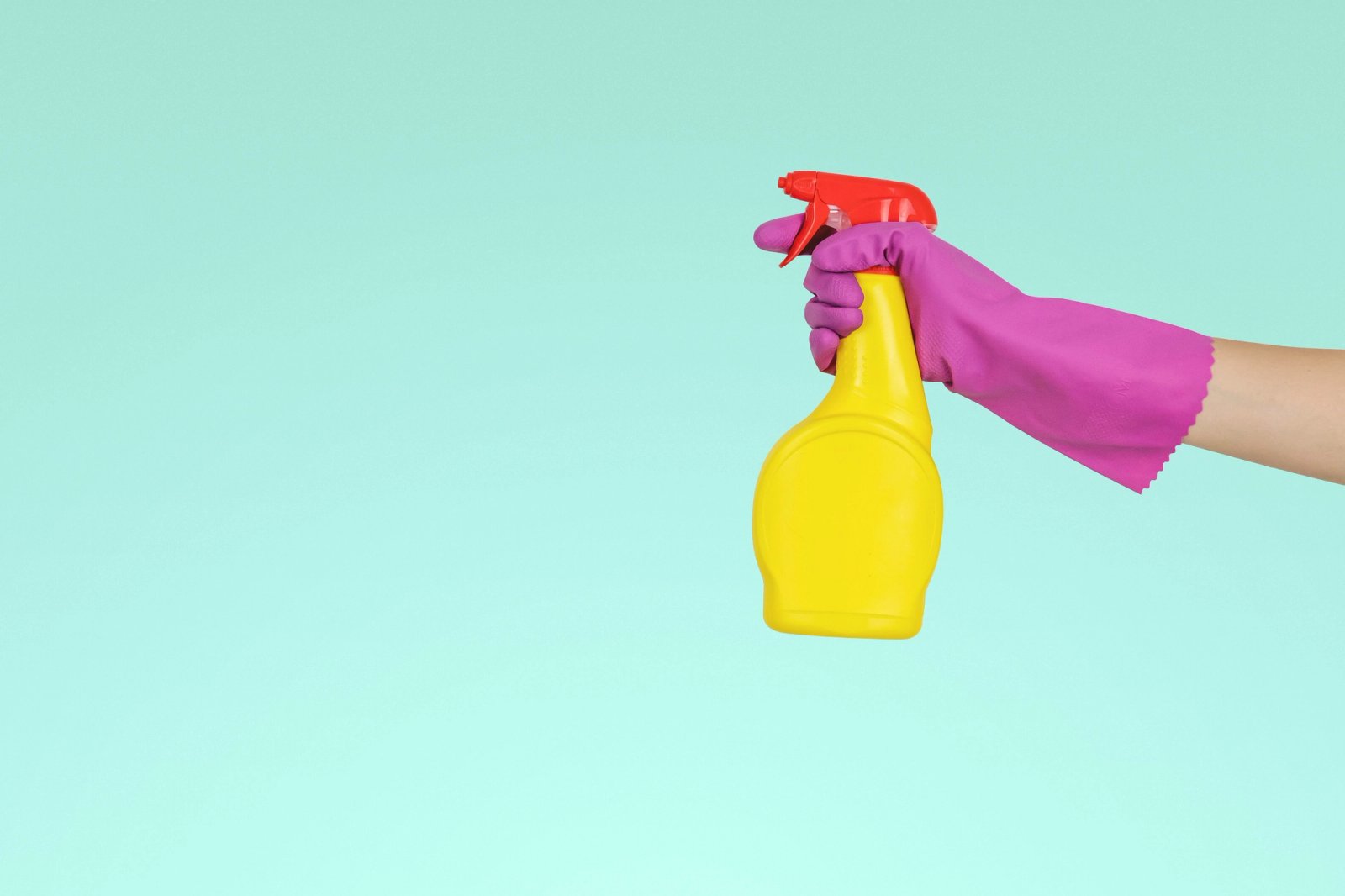Hoe vette vingers van matte keukenkastjes verwijderen