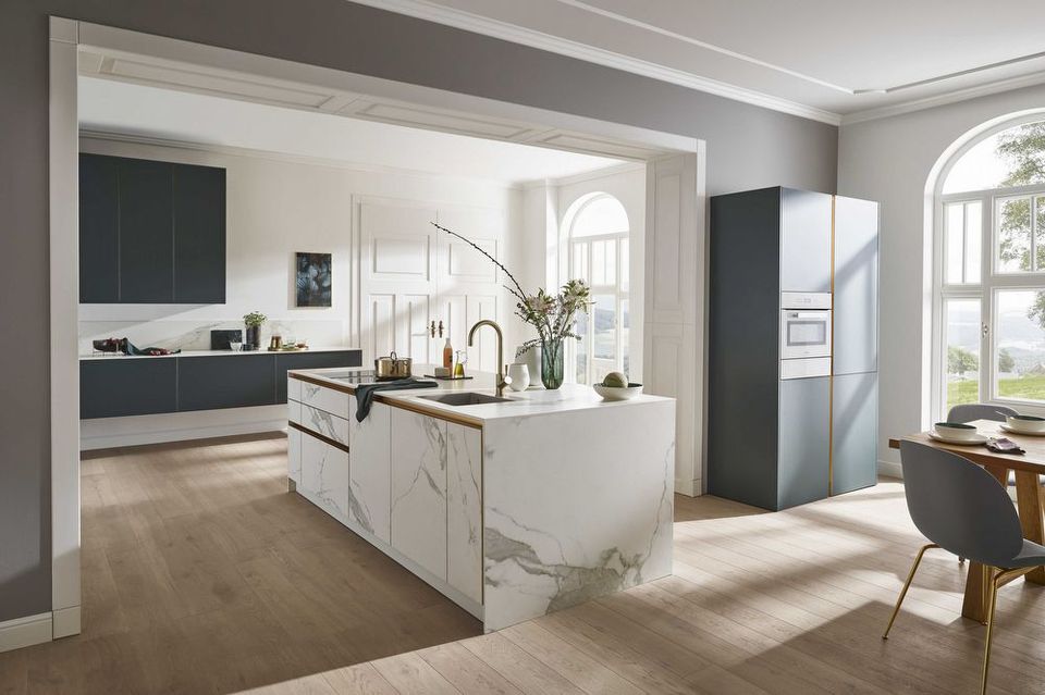 Zwarte keuken - messing-elementen-in-keuken_optimized