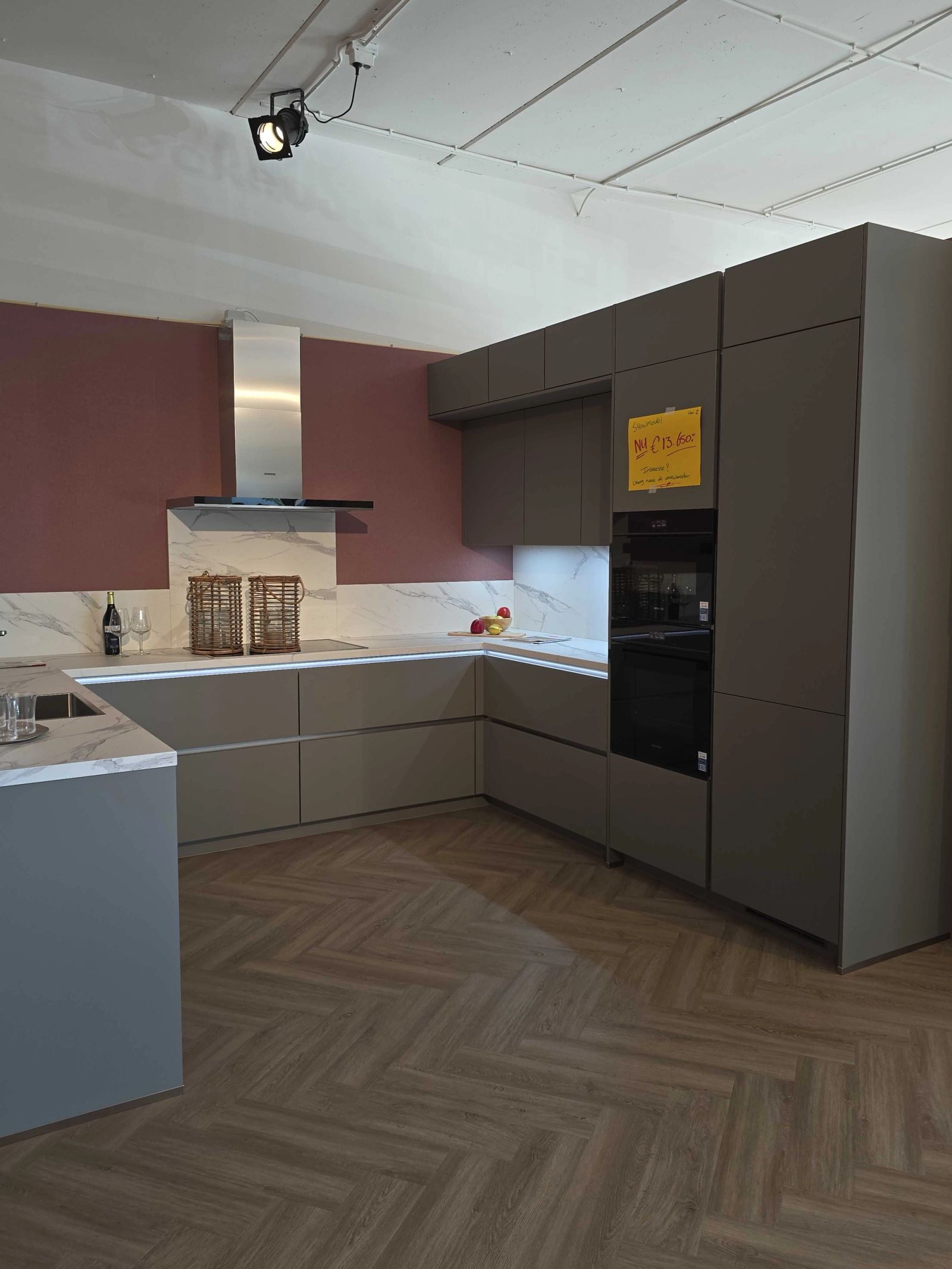 Nobilia Easytouch Taupe Grijs Ultramat