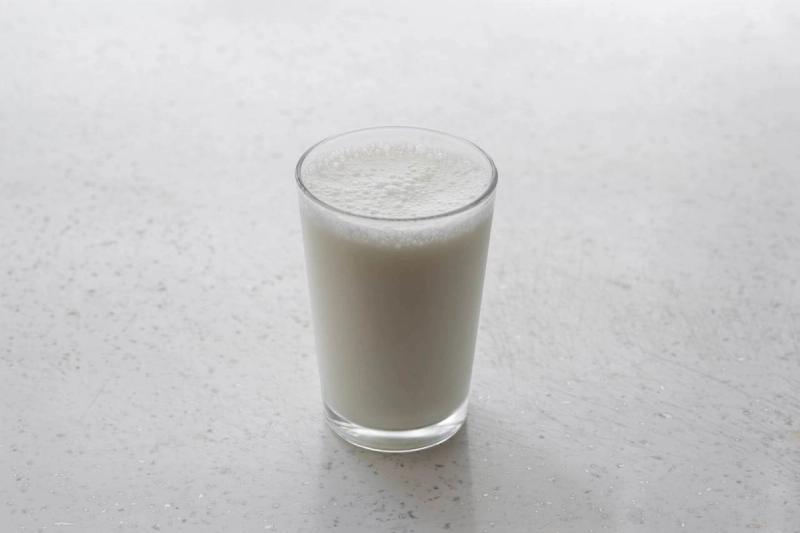 Qual è la differenza tra l’intolleranza al lattosio e l’allergia al latte vaccino?