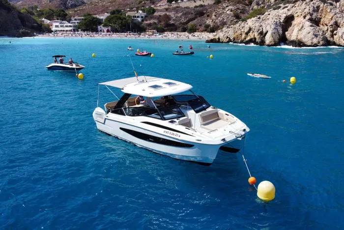 Aquila 32 Sport Emperatriz