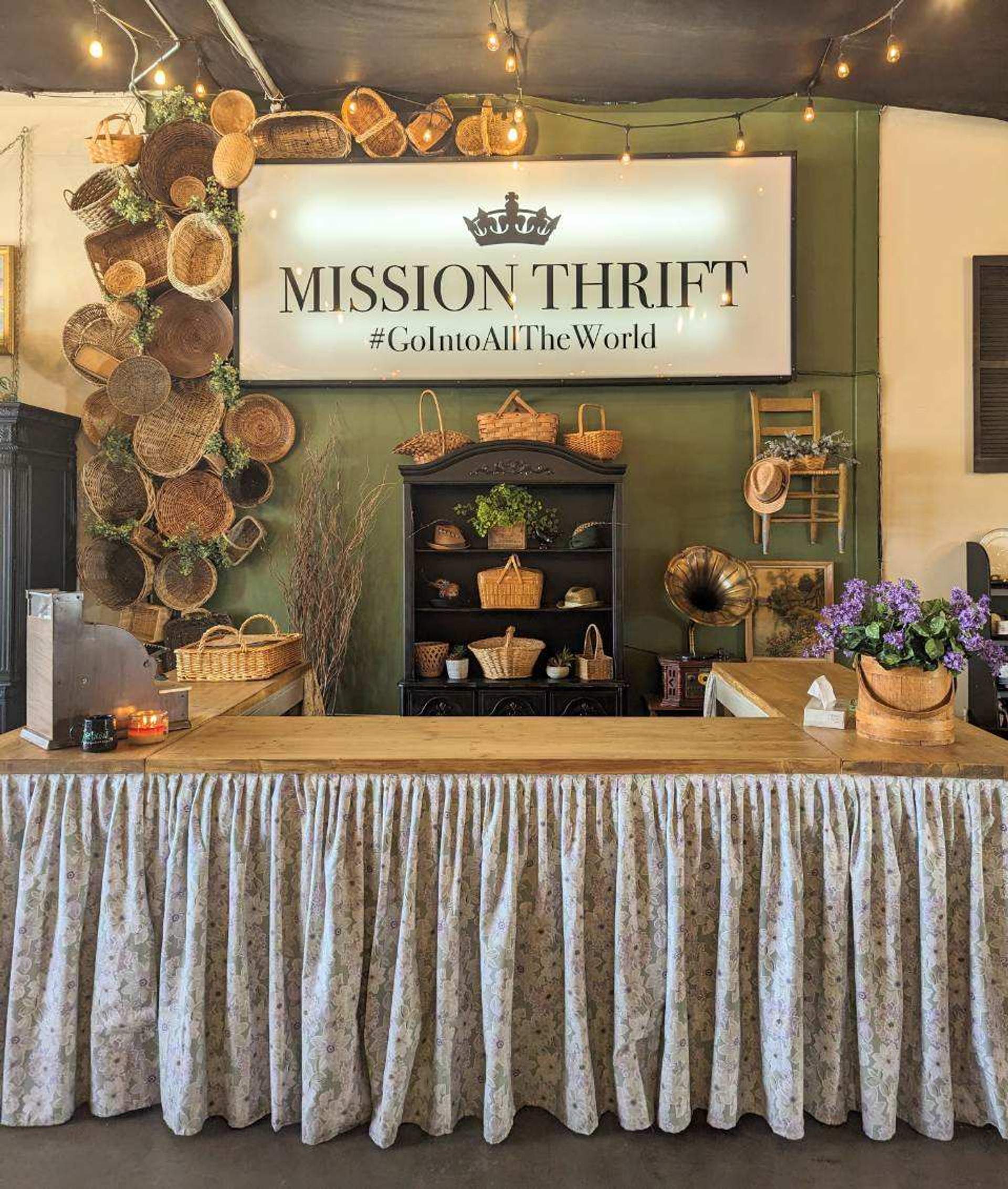 Mission Thrift's background photo
