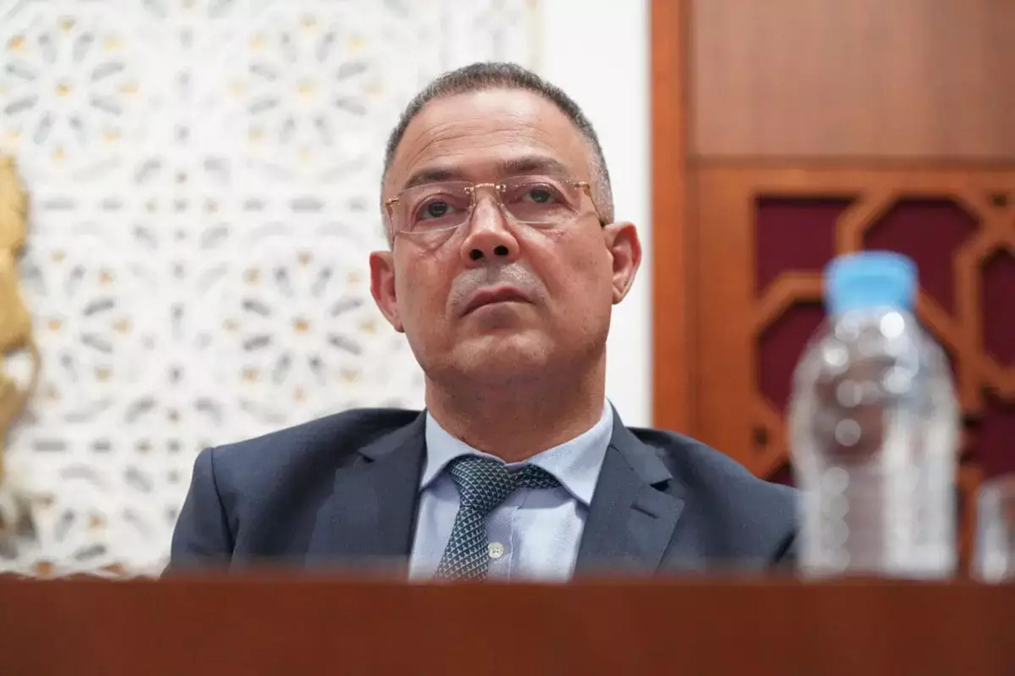 بحث صحفي يسقط ورقة التوت عن مزانية لقجع