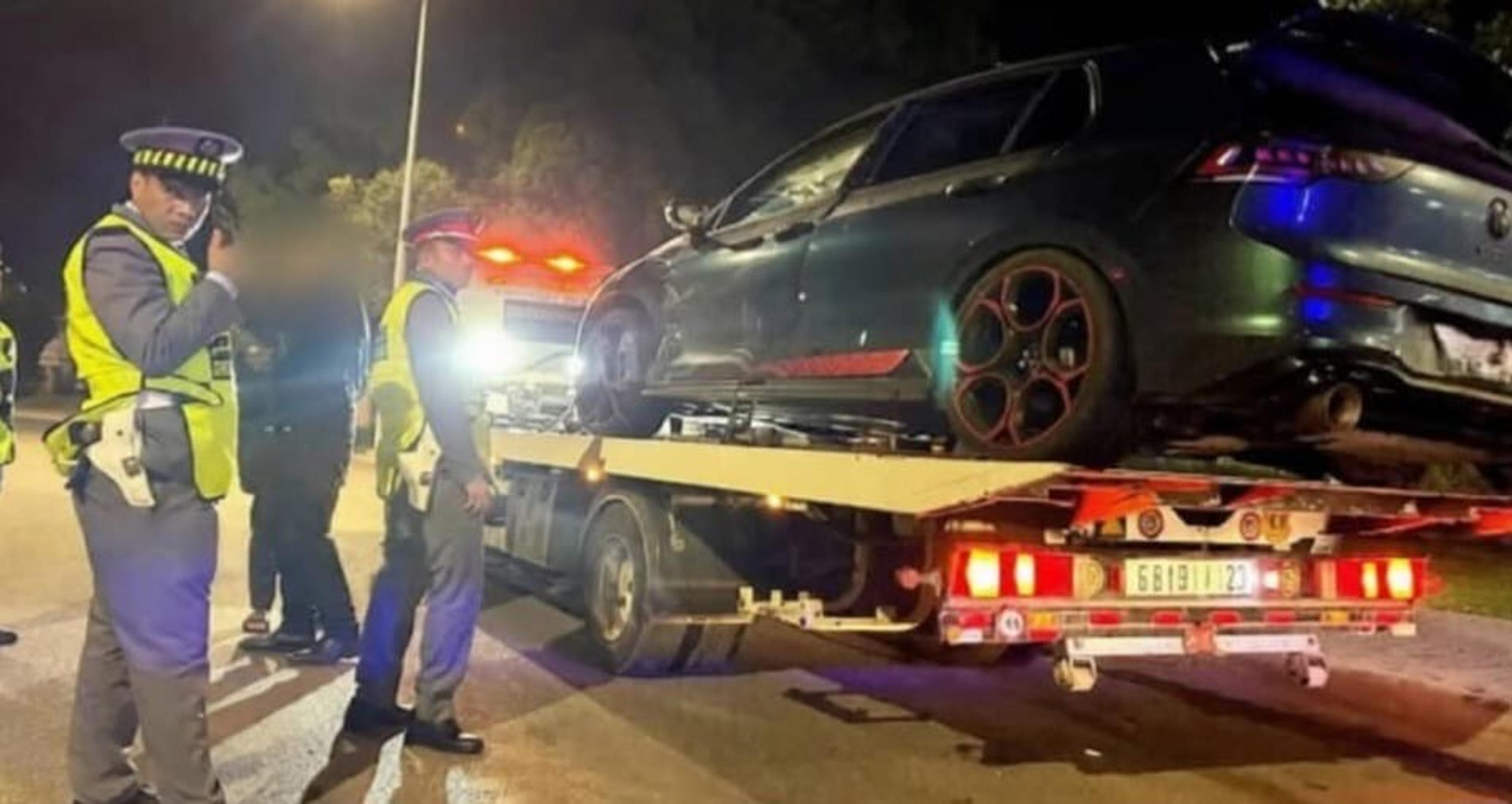 أطنان الحشيش وراء إختطاف البارون الجزائري من طنجة