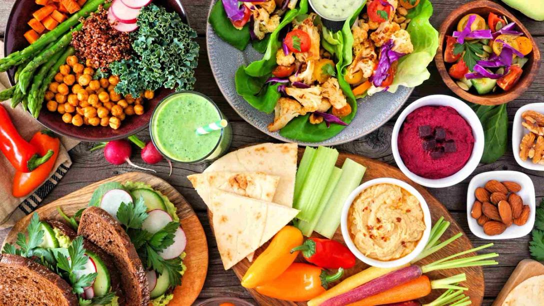 Pros Of Switching To A Vegetarian Diet Pros Of Switching To A Vegetarian Diet