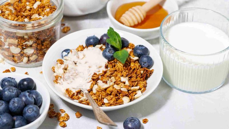 5 Tips to Cut Out Dairy and Still Get the Nutrients You Need 