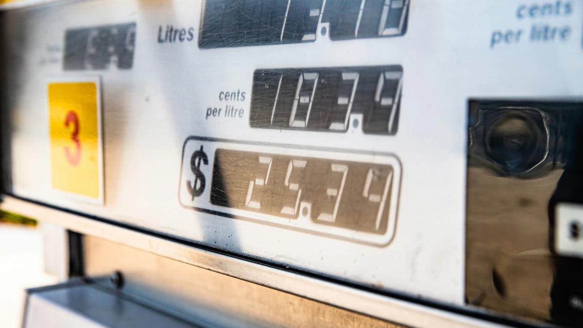 Gas Prices Surge 44% to $4.50/Gallon in May 2026 — California Hits $6.15, Every State Sees Double-Digit Increases