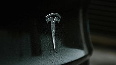 Tesla Ends $8,000 FSD Purchase Option — Subscription-Only After February 14