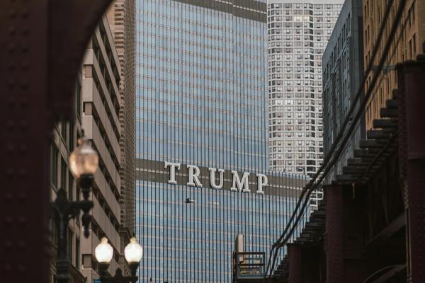 Trump's 25% Car Tariffs Push Prices Up $4,000-$6,000 — Supreme Court Rules Tariffs Unconstitutional, $20B Refunds Coming