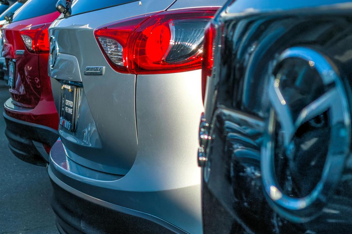 Used Car Prices Fall for First Time This Year — Manheim Auction Prices Down 1.6% as Older Vehicles Gain Demand