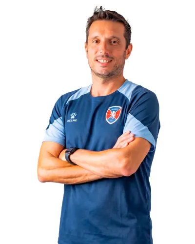 AT - Mauro Castañares