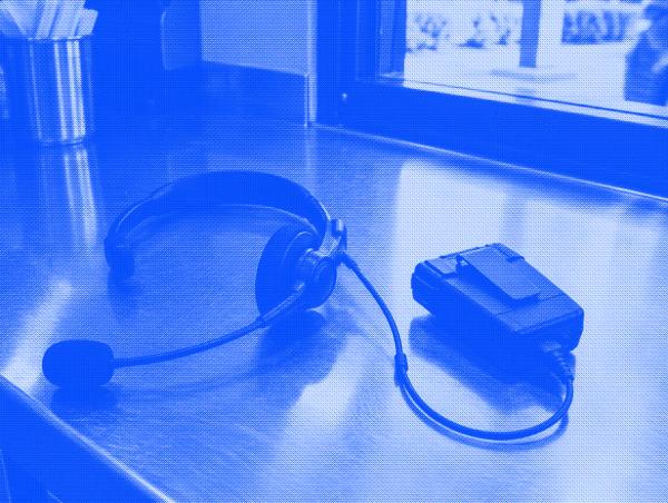 Drive-thru headset systems and how AI fits alongside them