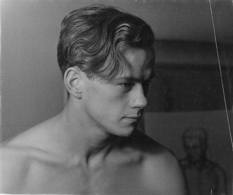 Studio Portrait (left) of Model with drawing in background [PL14], c.1938