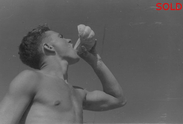 Len eating a melon [P33]