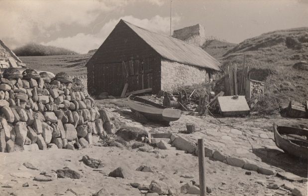 Boats and building [P72]