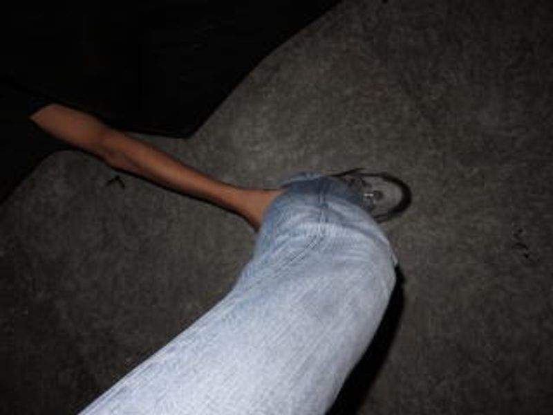 あっ…あし…つかまれた！