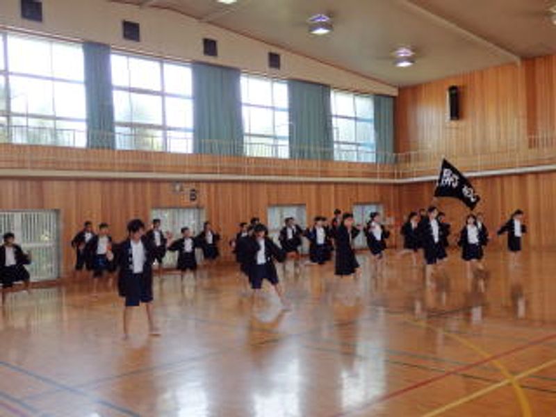 元気に…