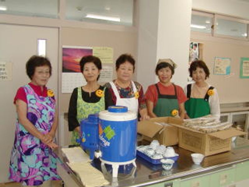 調理場のボランティアさんです♪