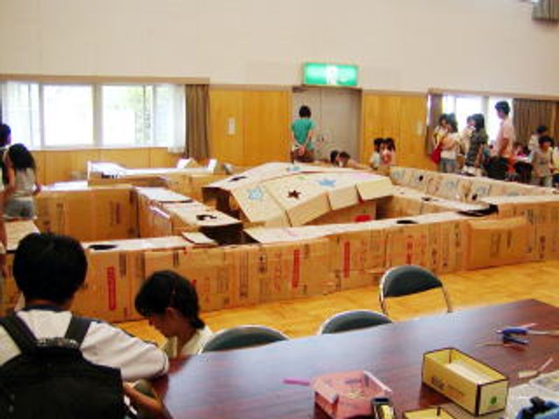 ダンボール迷路