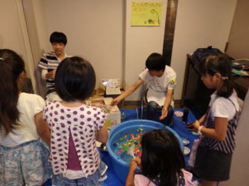 「スーパーボールすくい」♪
