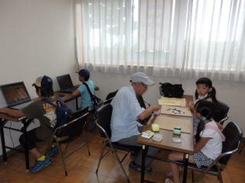 「五」を先に作れば勝つゲームだよ♪