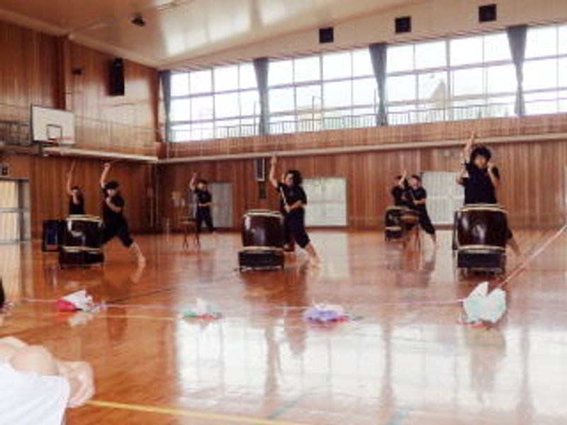 力強く…