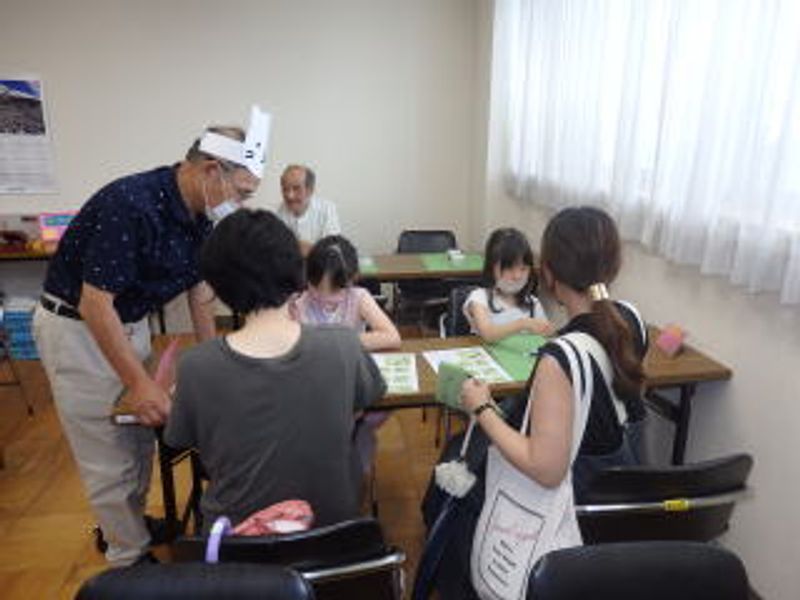 「にゃんこならべ」は…