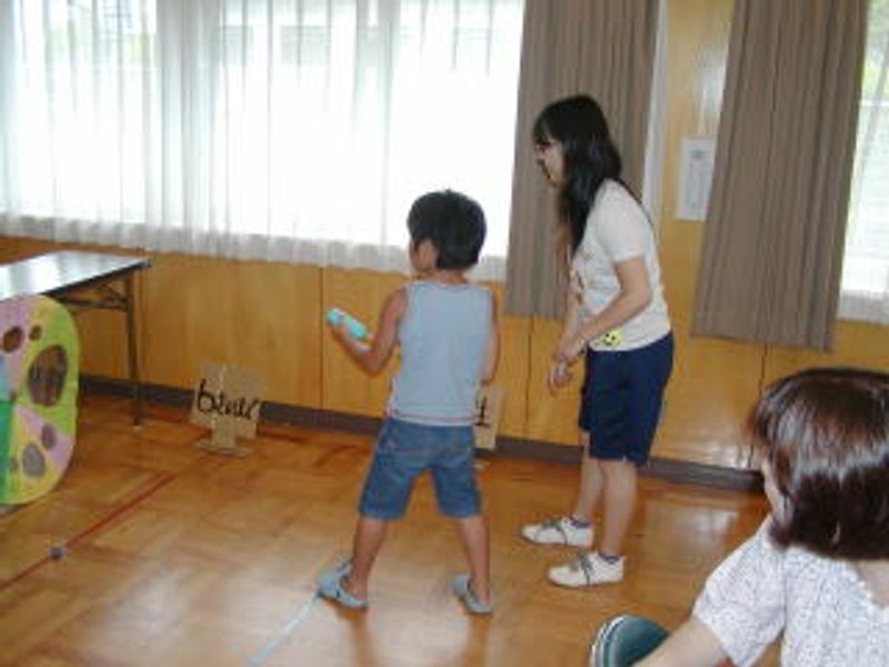ねらいをさだめて…