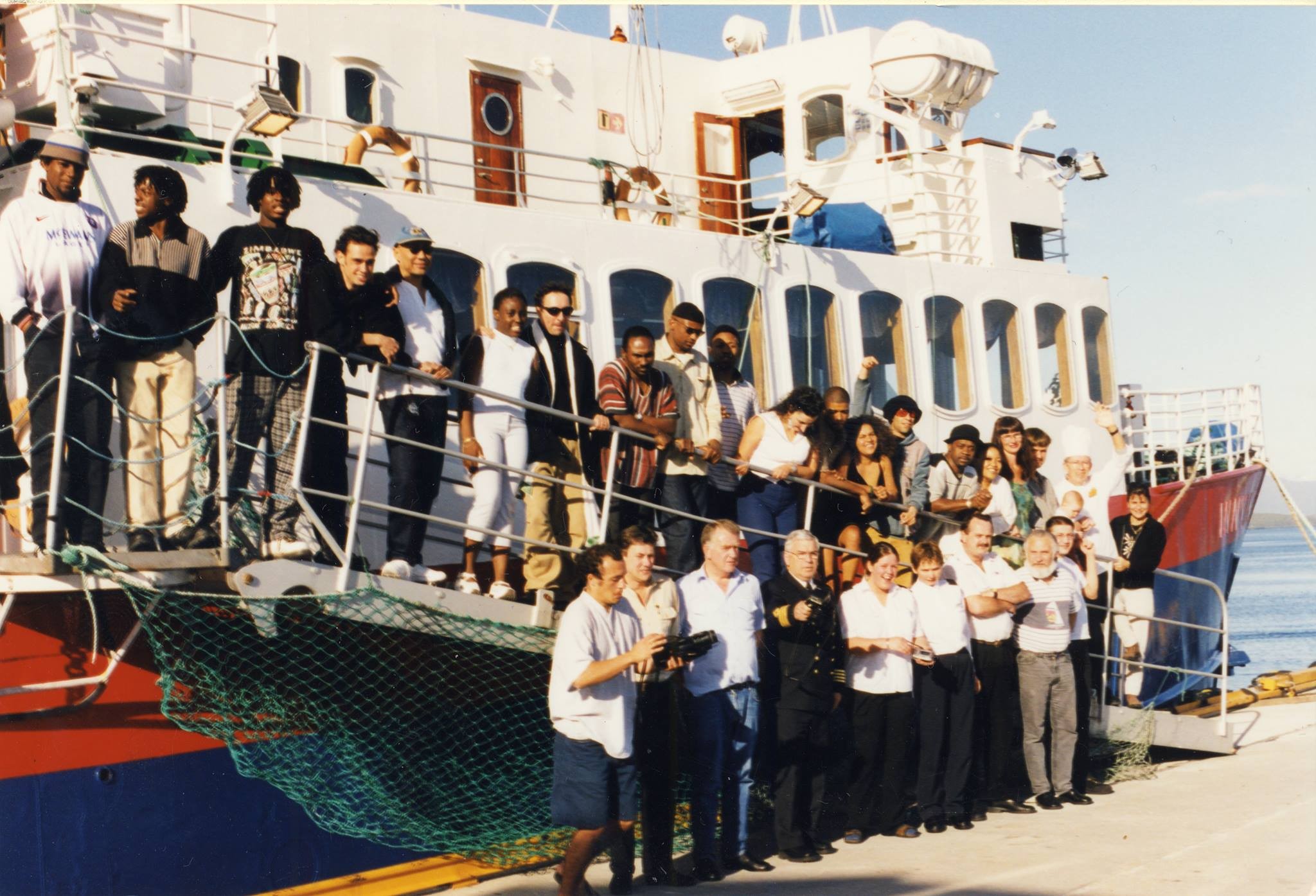 Ansatte og andre utenfor MS Innvik