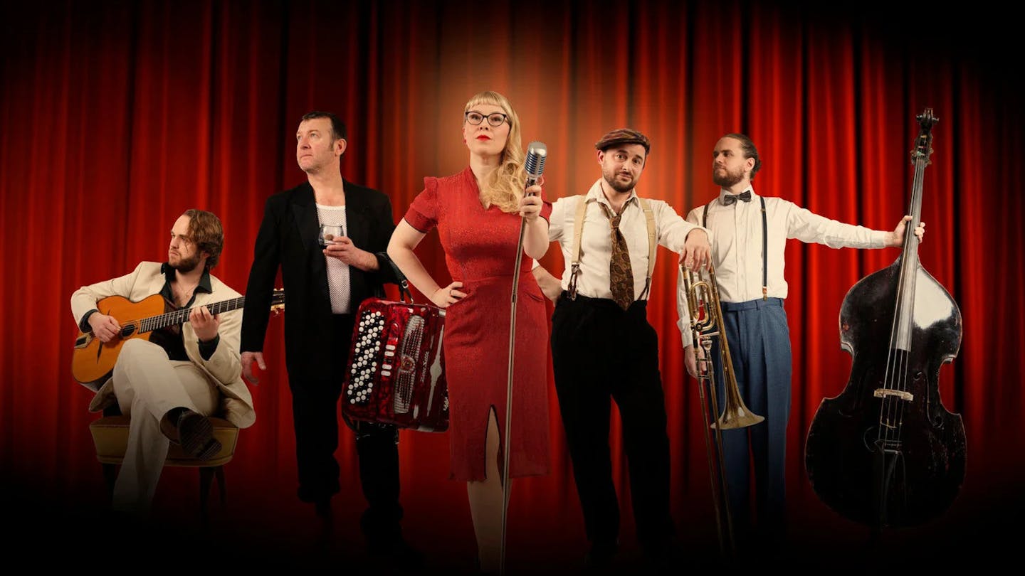 Cover image for Fint Fransk Orkester