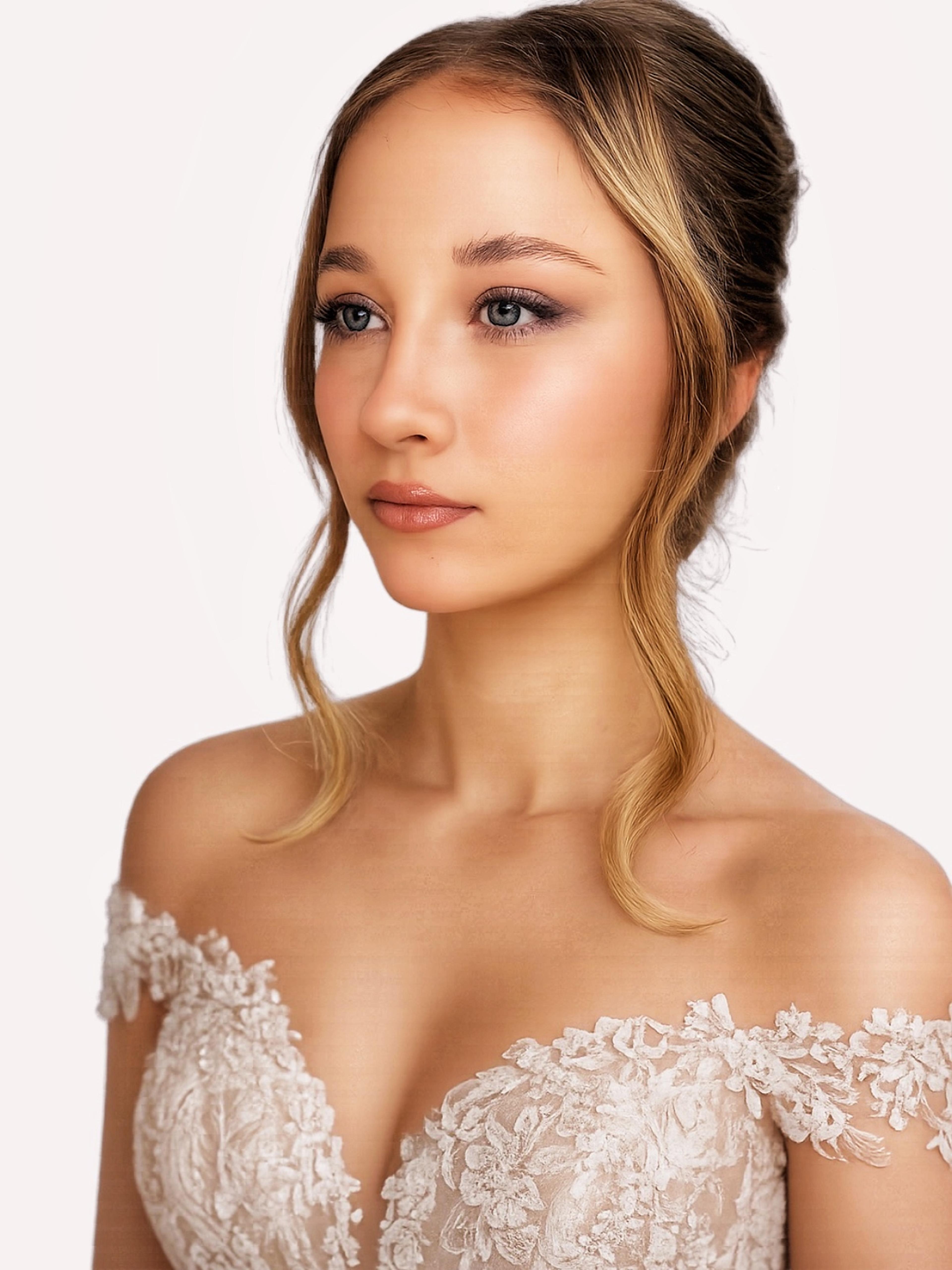 Weddings & Bridal — Dyana Aives