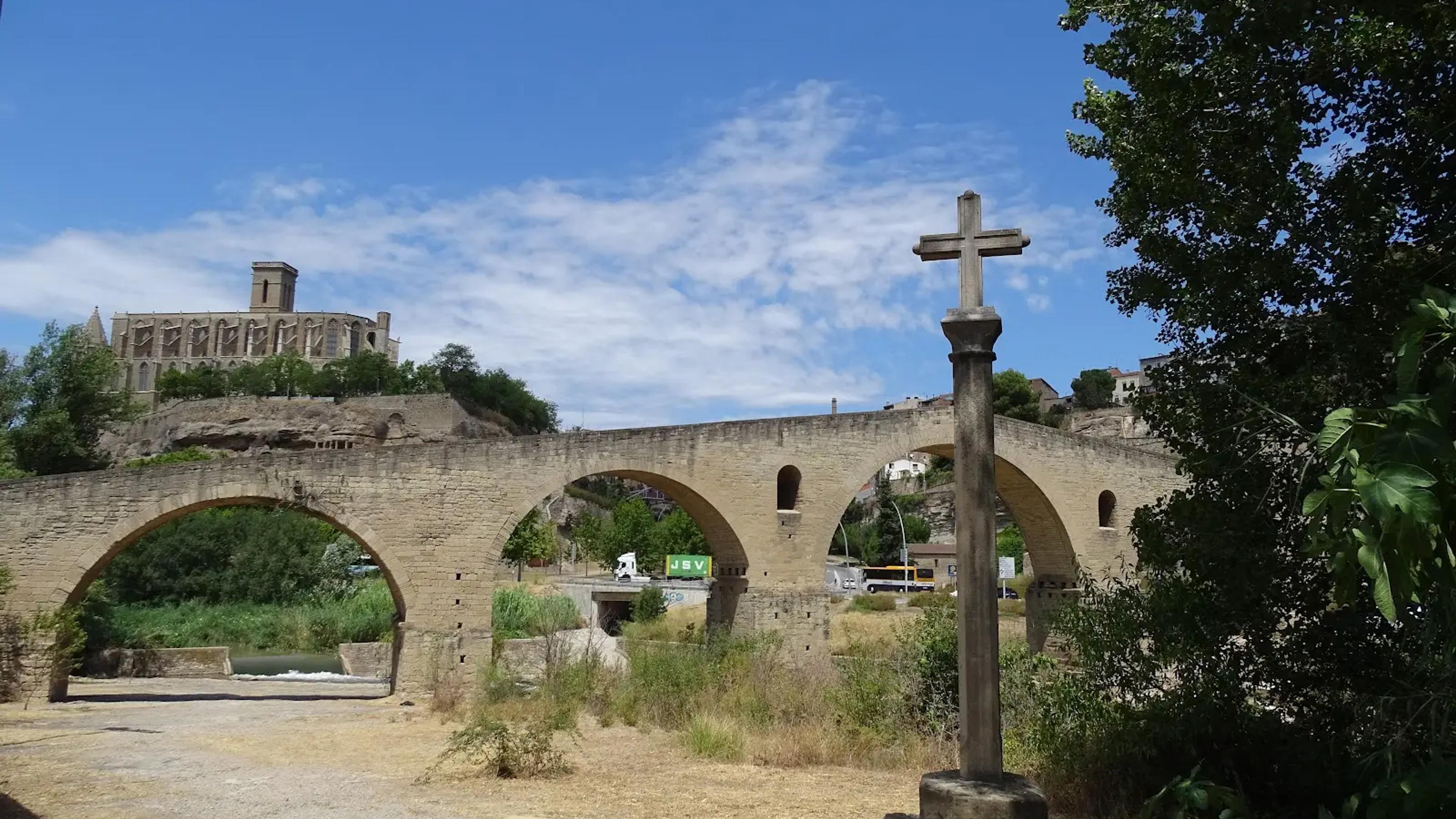 Pont Vell i Creu de la Guia