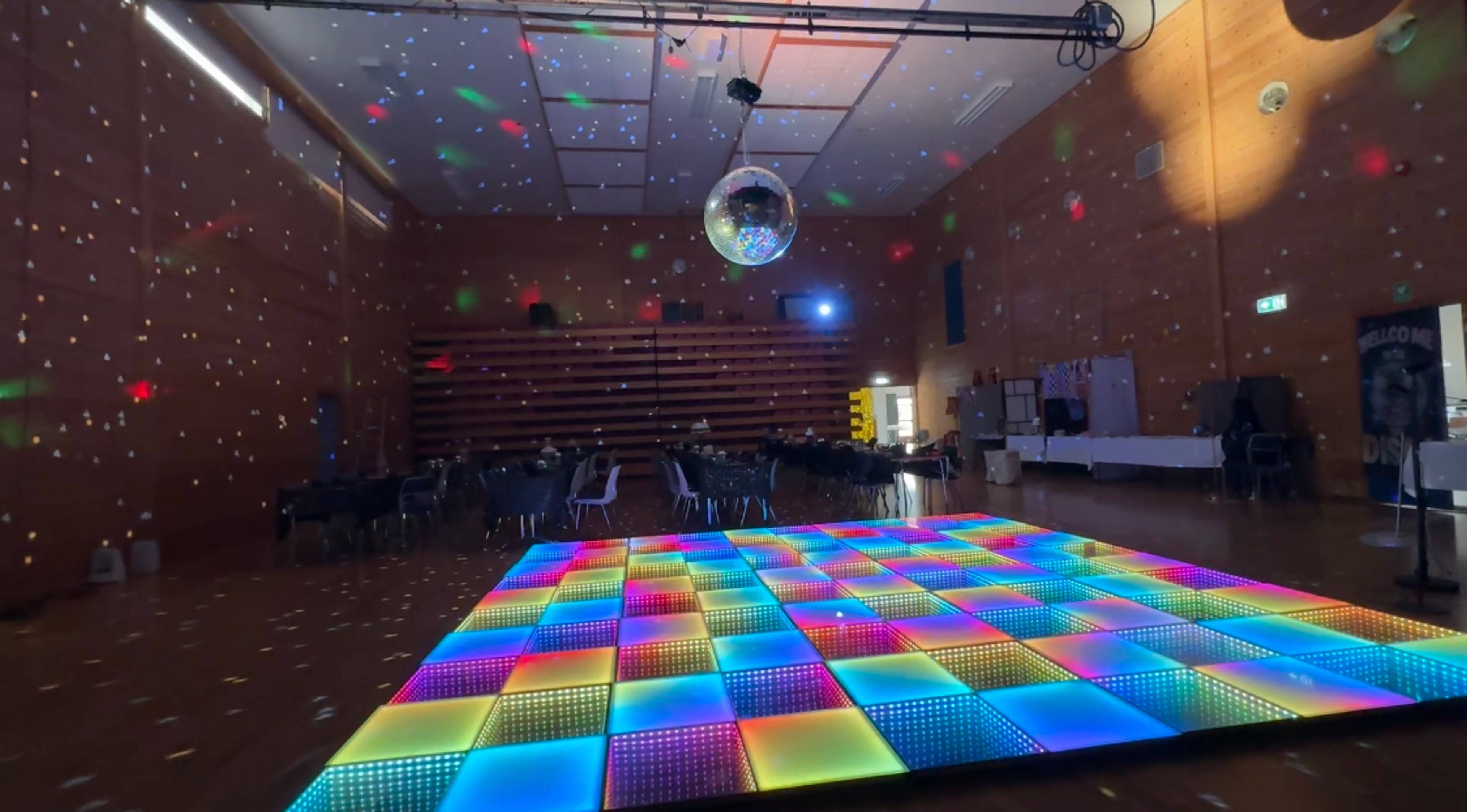 Discokule 80 cm med lysende dansegulv 5x5 m