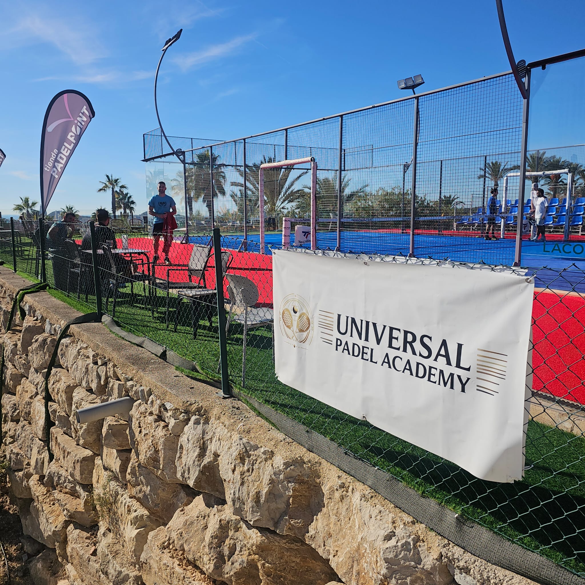Universal Padel Academy in Spanje | Train op topniveau in Benidorm