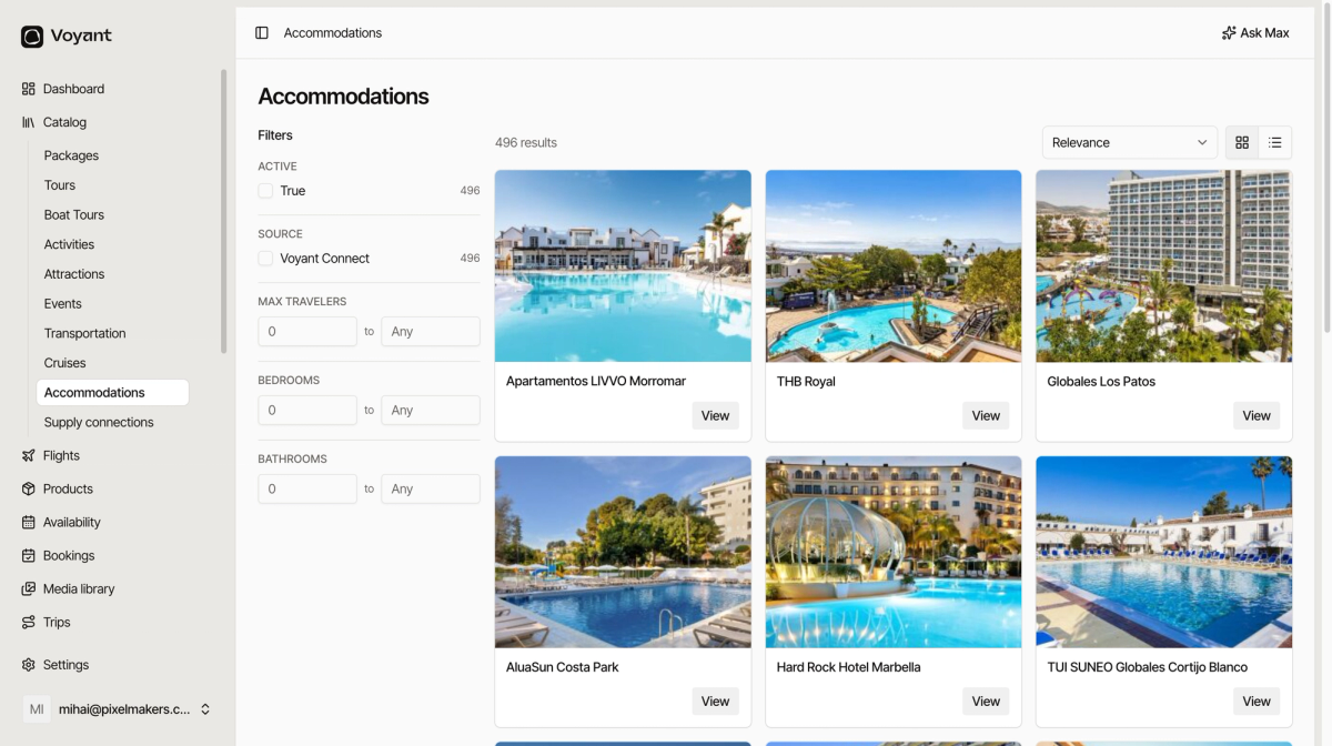 The Catalog Accommodations page showing 496 hotel results with a SOURCE filter set to Voyant Connect