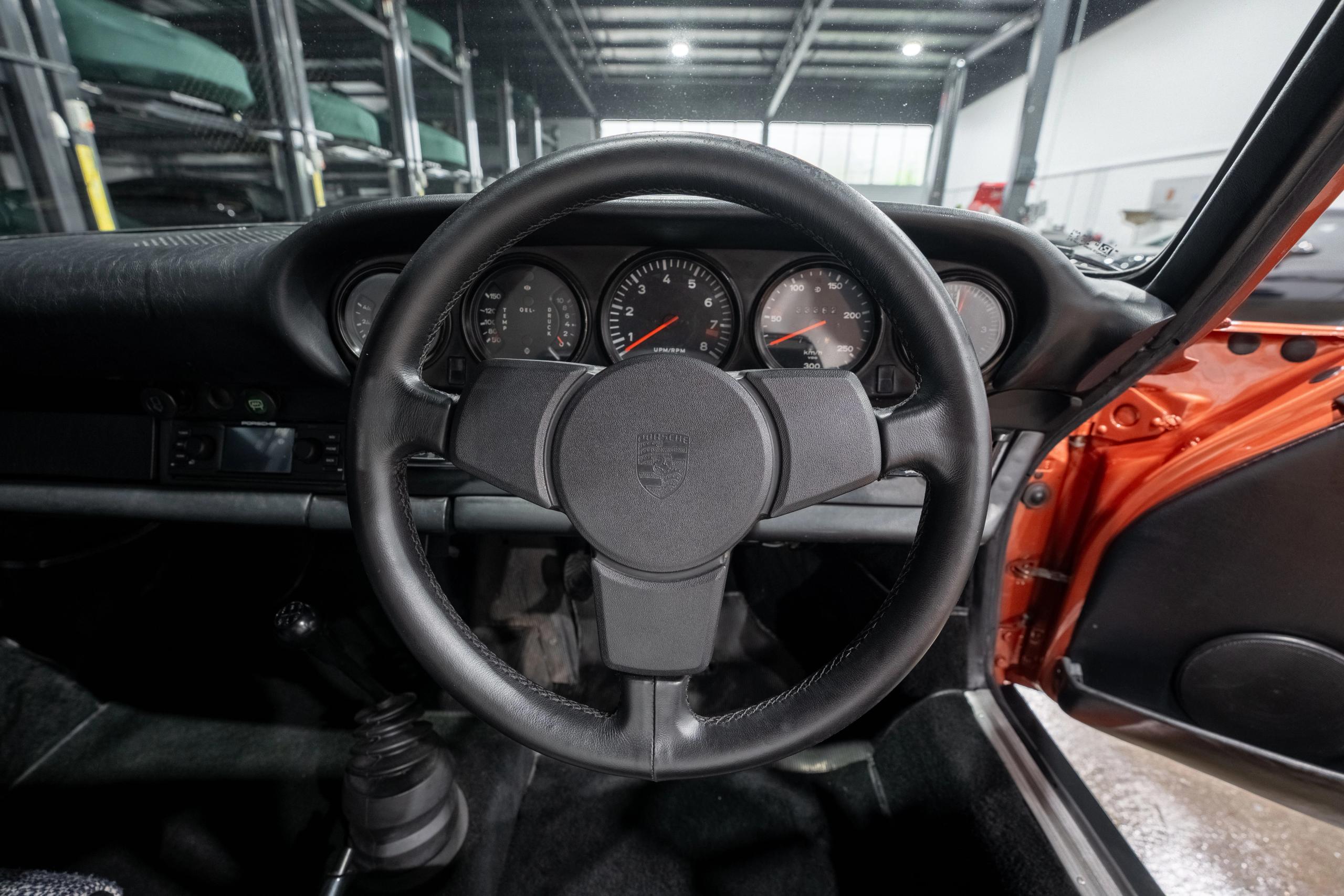 Porsche 911 G Steering Wheel