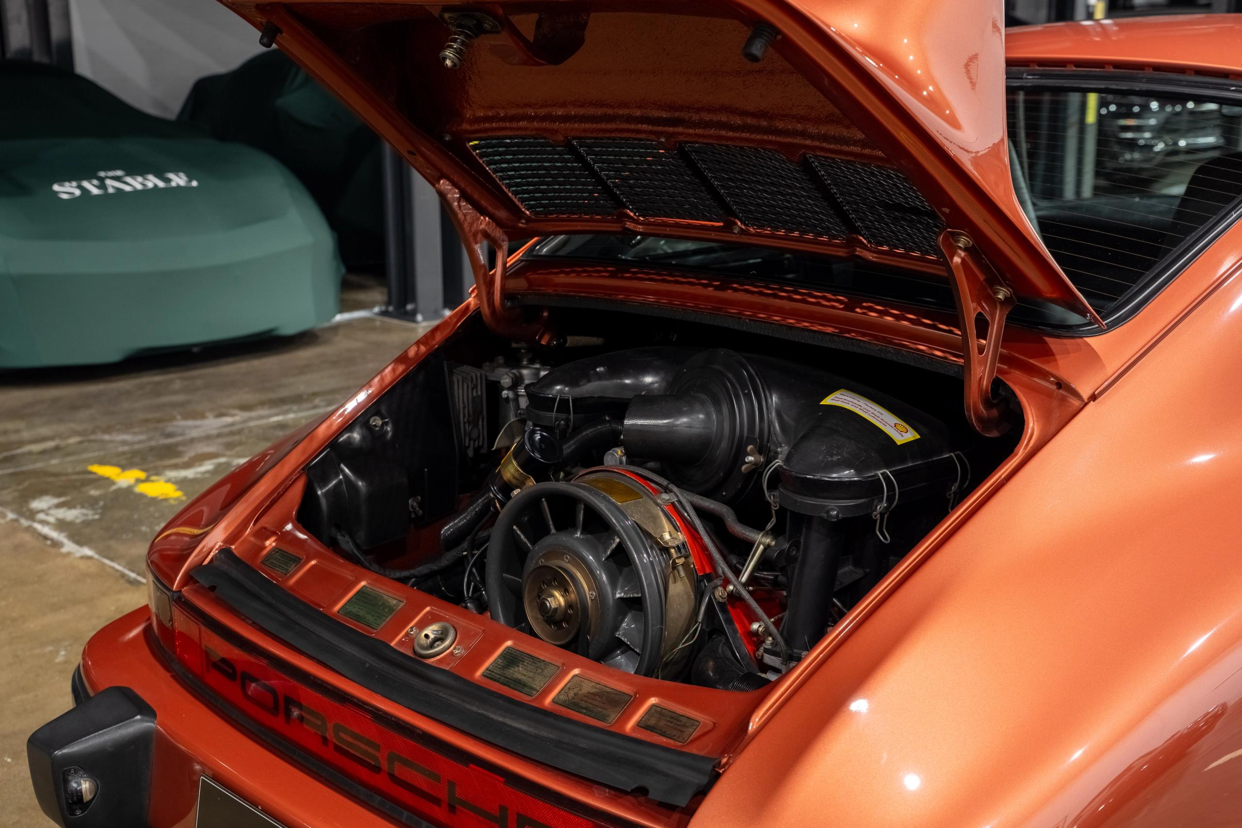 Porsche 911 G Engine Bay