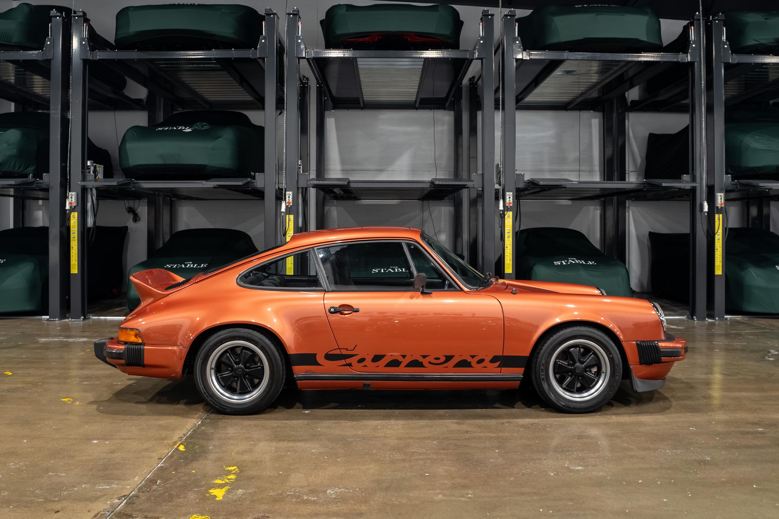 Porsche 911 G Series Carrera Side Image