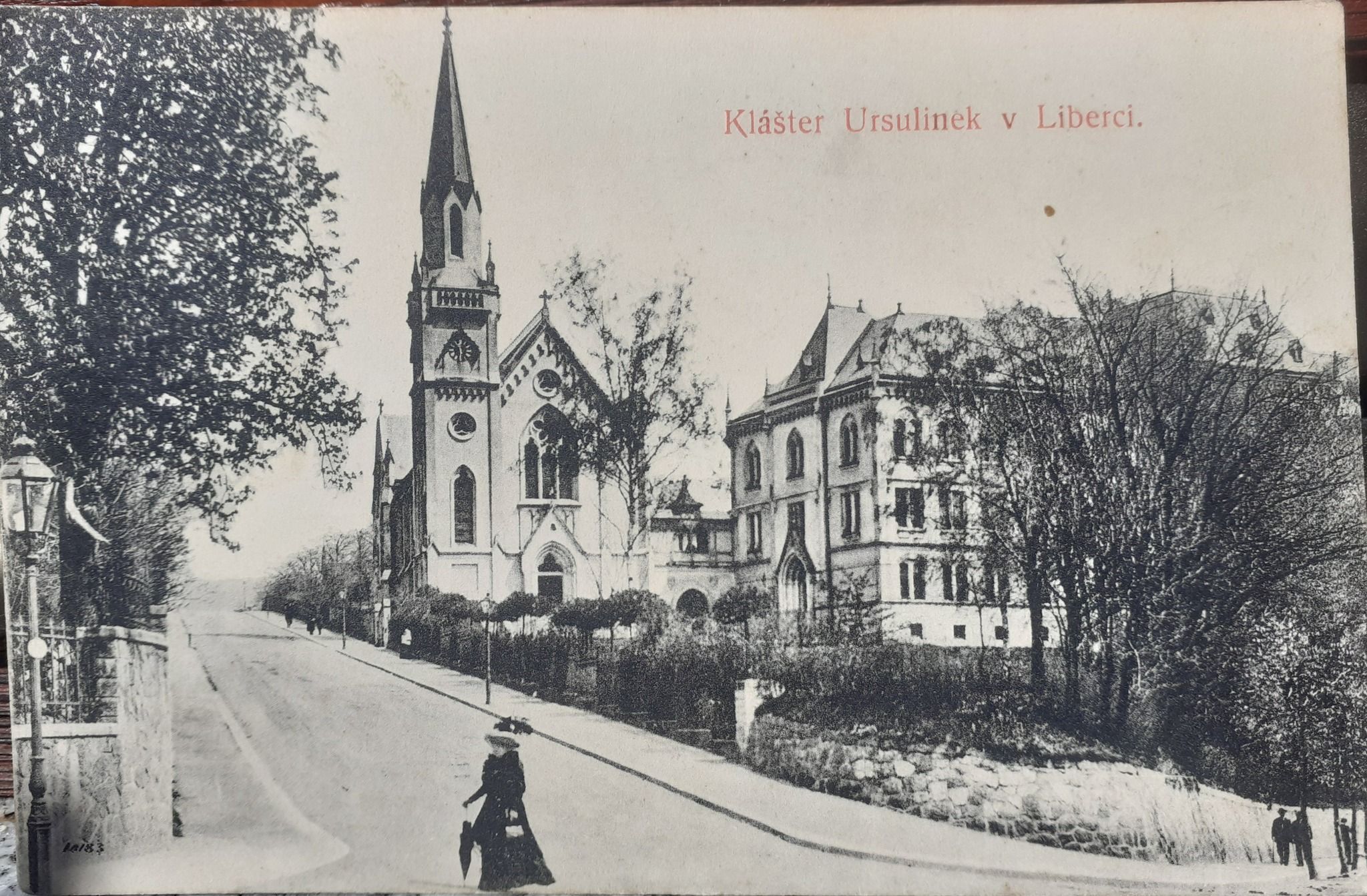 Klášter foto ze země