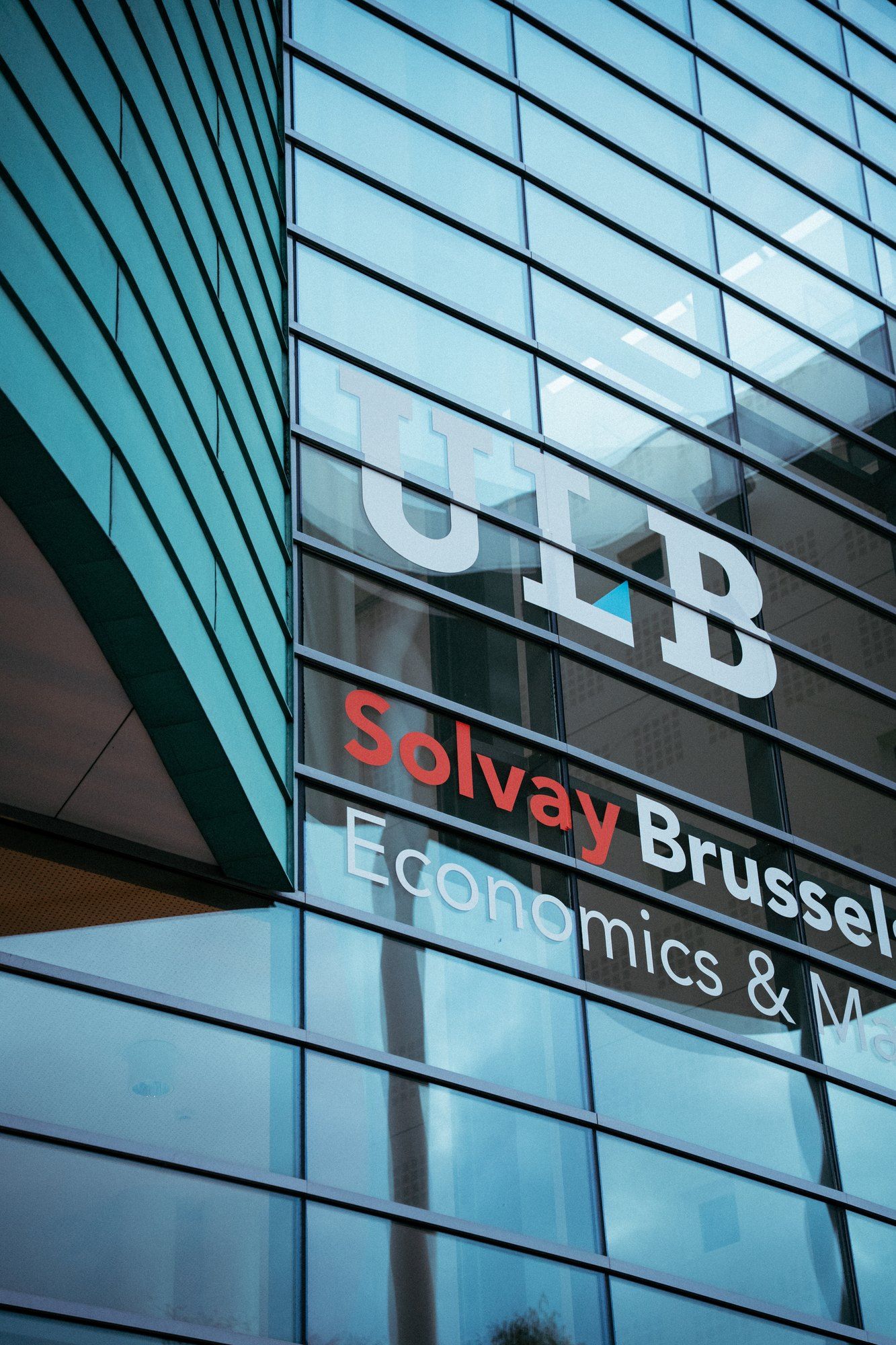 Façade d'un bâtiment d'entreprise