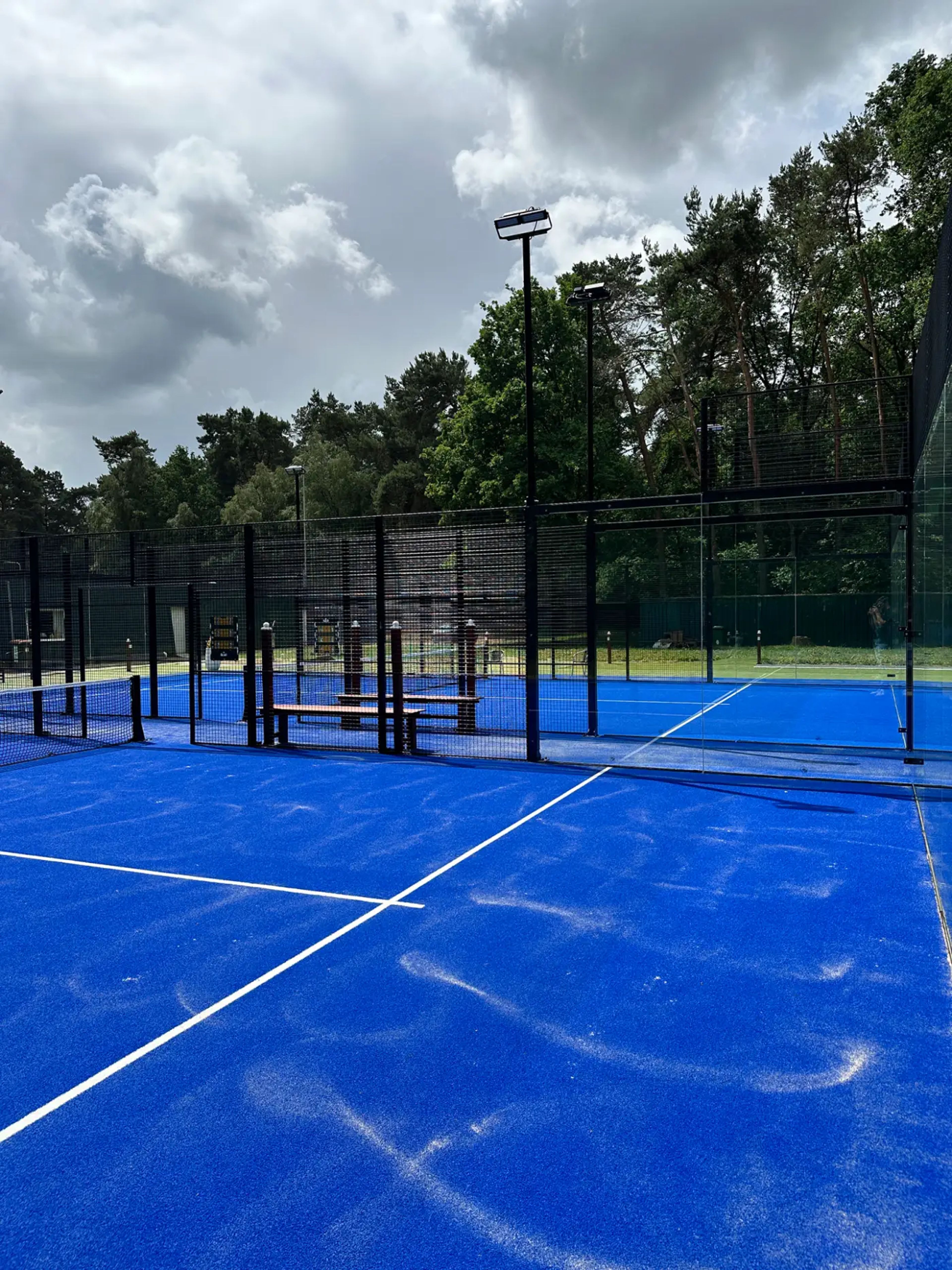 Wanneer is een vergunning voor een padelbaan verplicht?