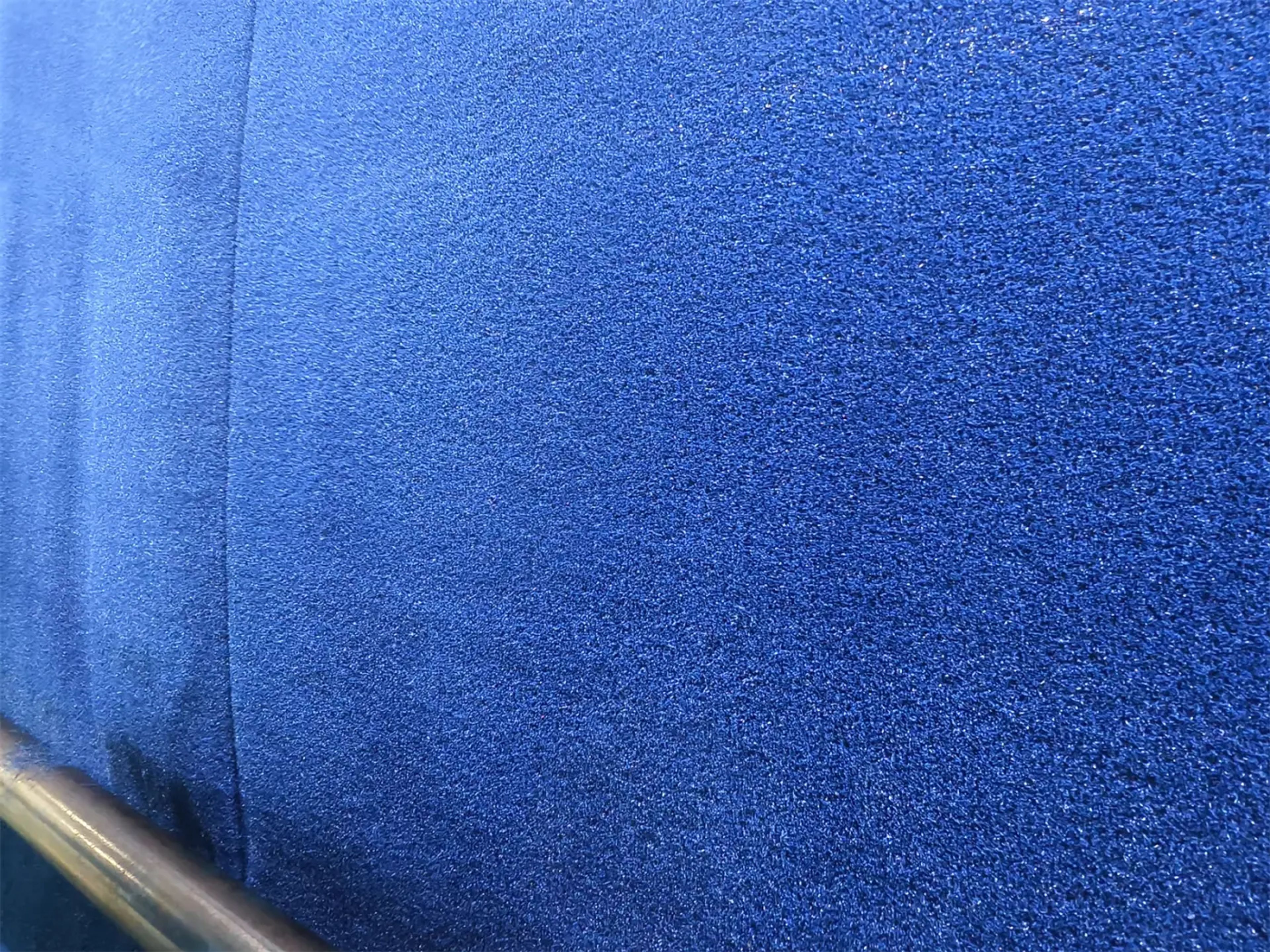 Blauw kunstgras voor padelbaan, duurzaam geproduceerd voor vervanging en renovatie