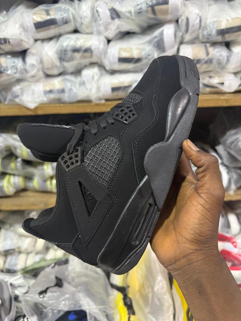 Air Jordan 4